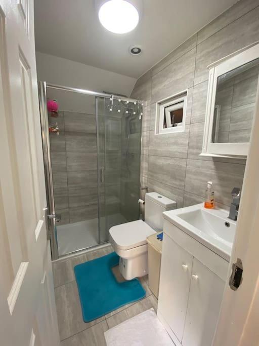 Charming Private Guest House Enfield Extérieur photo